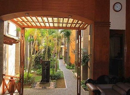 Bali Matahari Hotel Кута Экстерьер фото