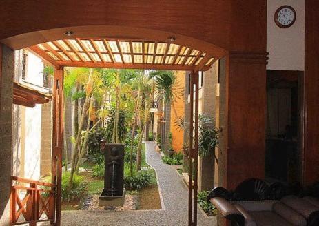 Bali Matahari Hotel Кута Экстерьер фото